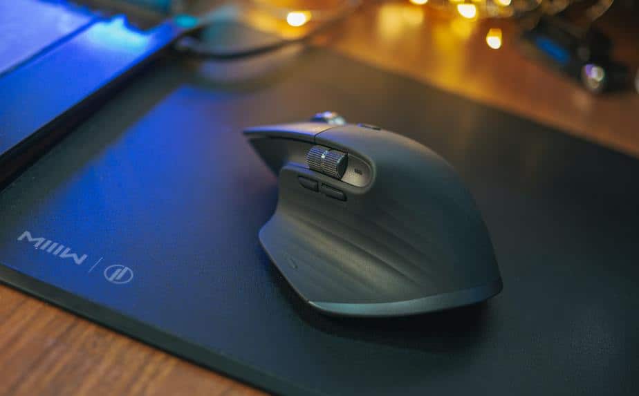 Awesome Mouse Pads With Wrist Rest (Our Top 5 Picks)