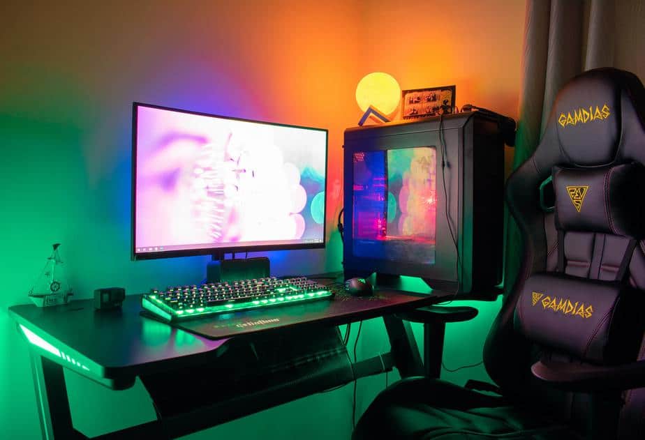 7 Gaming Chairs With Lights (LED)