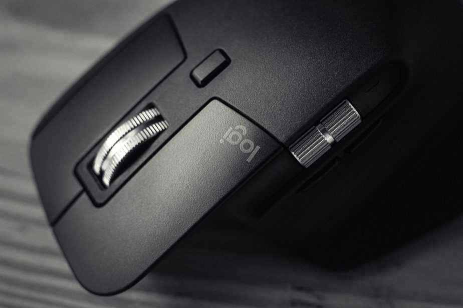 Best Small Gaming Mouse (Our Top 5 Picks)