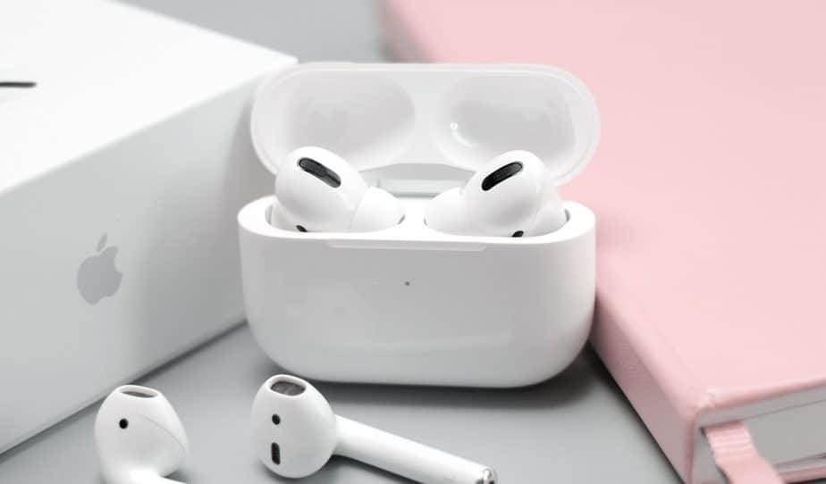 AirPods Keep Pausing? 9 Causes and Fixes