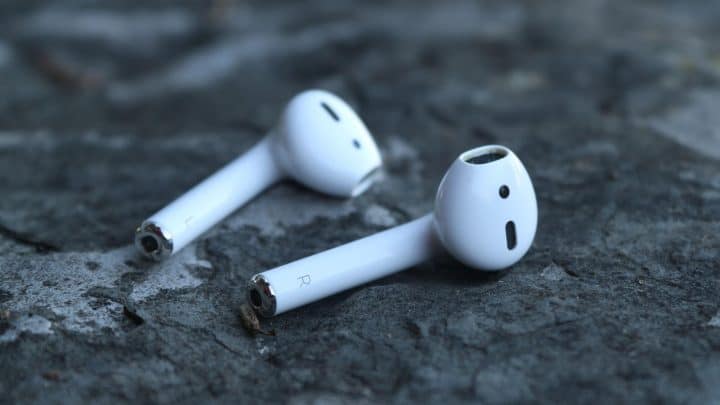 How to Fix Scratches on Airpods: 5 Simple Solutions