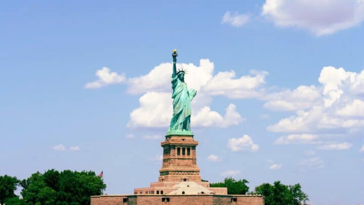 3 Best Places To See The Statue Of Liberty From In New Jersey