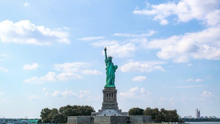 How To Visit The Statue of Liberty From New Jersey